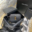 520534 YSL圣罗兰女包 LOU CAMERA BAG 黑色小牛皮相机包 金扣