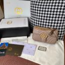 446744 Gucci古驰女包 GG Marmont 绗缝迷你手袋 裸色