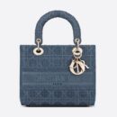 M0565 迪奥 中号 Lady D-Lite 手袋 藤格纹刺绣 深丹宁蓝色