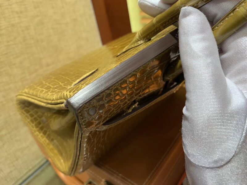 爱马仕 Birkin铂金包 褐绿色 一级皮 美洲鳄鱼 进口原料 顶级手缝工艺 25cm - Image 4