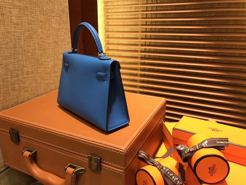 爱马仕 Mini Kelly迷你凯莉 蓝色 德国掌纹牛皮 全手工缝制 臻品级别 金扣 19cm - Image 8