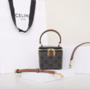 Celine*Triomphe系列手提袋10J762棕印花免检版