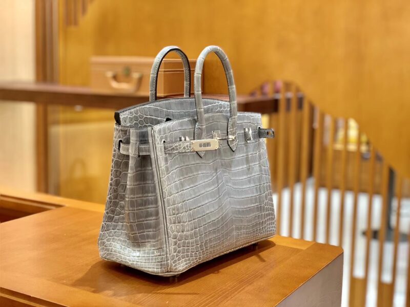爱马仕 Birkin 铂金包 巴黎灰 一级皮 尼罗鳄鱼皮 臻品级别 银扣 25cm - Image 2