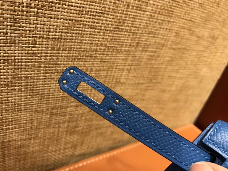 爱马仕 Mini Kelly迷你凯莉 蓝色 德国掌纹牛皮 全手工缝制 臻品级别 金扣 19cm - Image 3