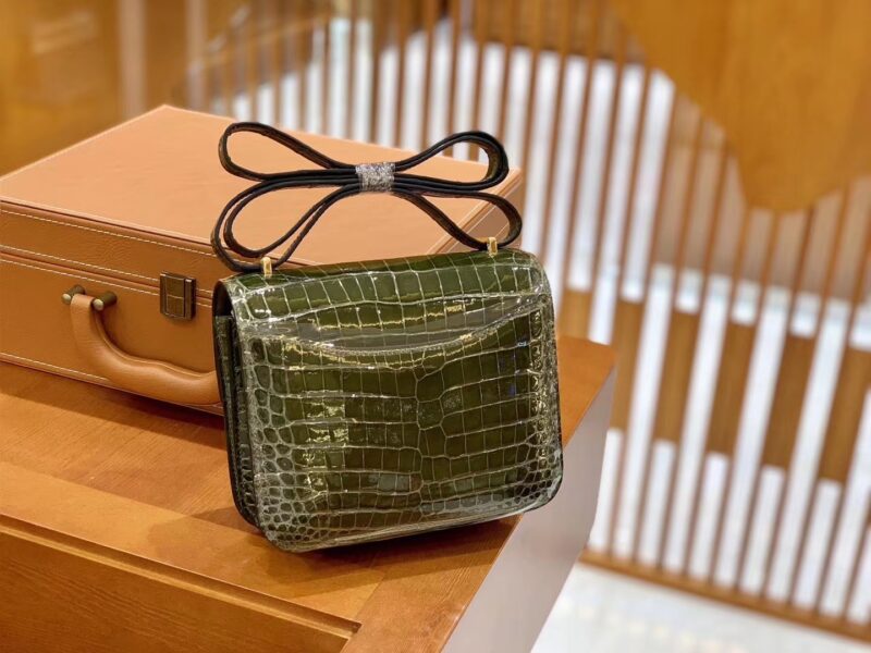 爱马仕 Constance 18cm 橄榄绿 尼罗鳄鱼皮 金扣 原版蜜蜡线 顶级手缝 - Image 6