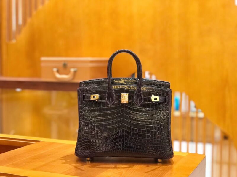 爱马仕 Birkin 25cm 鳄鱼皮 茄子紫 不是黑色哦