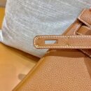 爱马仕 Kelly 凯莉包 金棕色 小牛皮 金扣 28cm