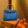 4fc9e87fd629a60.jpg 爱马仕 Kelly凯莉包 togo小牛皮 坦桑尼亚蓝 金扣 28cm
