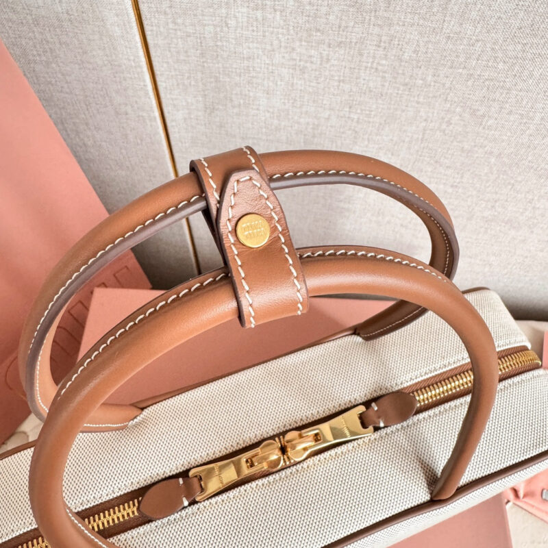 miumiu*5BB17长肩带公文包白色免检版 - Image 9
