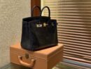 爱马仕 Birkin 30cm 经典黑 野生蜥蜴皮 巨蜥 金扣