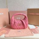 miumiu缪缪*Matelasse系列5BC125手袋海棠粉免检版