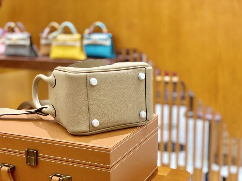 爱马仕 Mini Lindy 迷你 琳迪包 风衣灰 18cm - Image 2