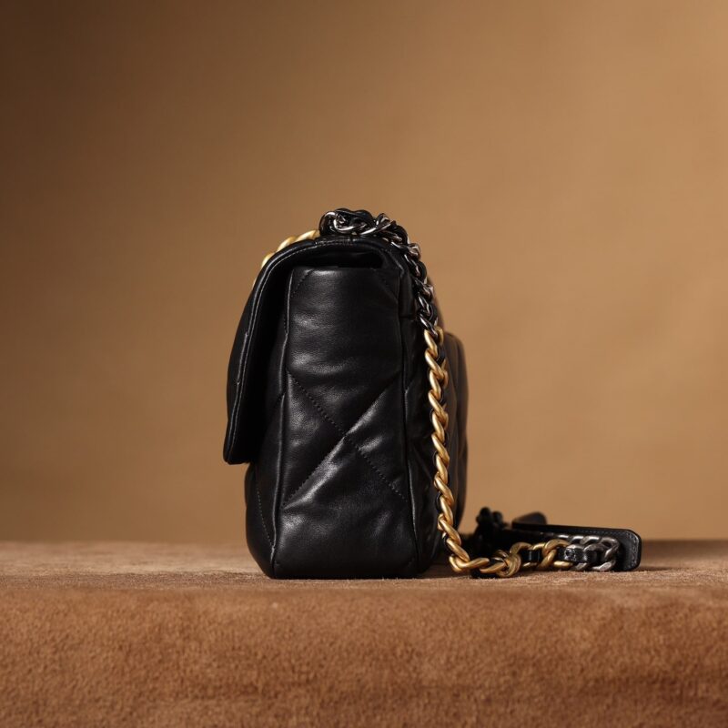 Chanel 19Bag系列小羊皮口盖包黑色免检版 - Image 6