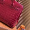 5dbbc8d4bb23622.jpg 爱马仕 Birkin铂金包 石榴红 一级皮 尼罗鳄鱼 进口原料 顶级手缝工艺 30cm
