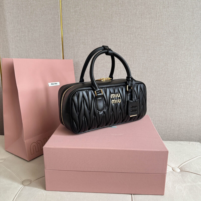 miumiu缪缪*5BB148保龄球包袋黑色免检版 - Image 4