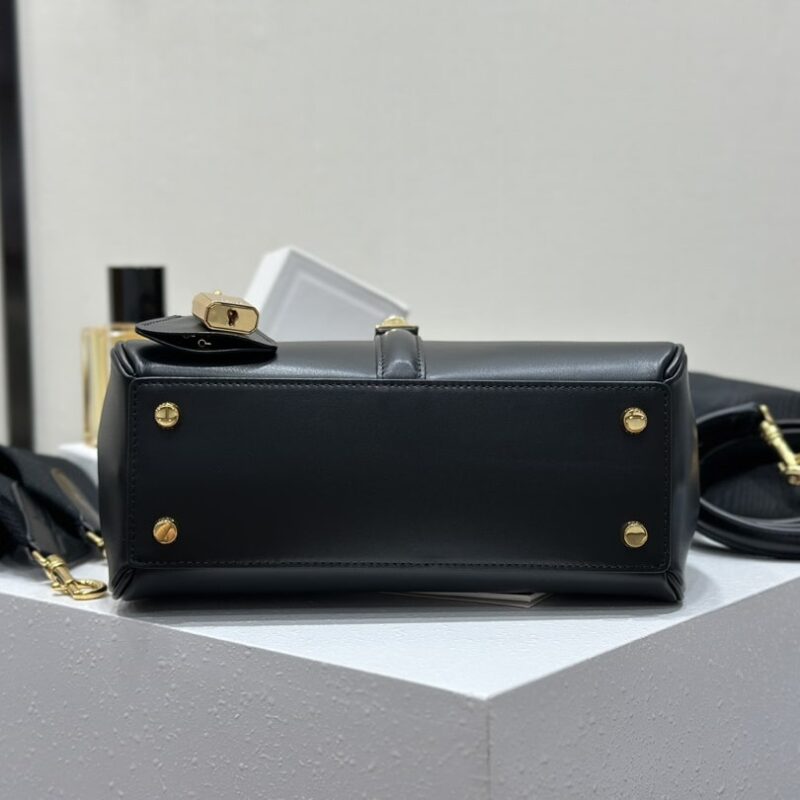 Celine*Cles16系列手袋188003黑色免检版 - Image 5