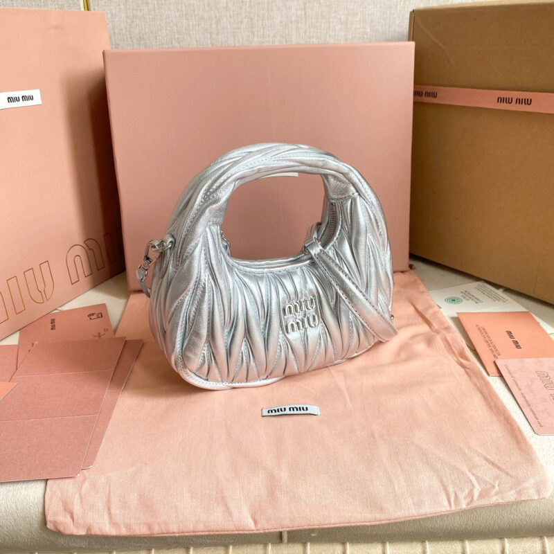 miumiu缪缪*5BP078Mini单肩包银色免检版 - Image 3