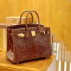 60bd5e800924340.jpg 爱马仕 Birkin 铂金包 咖啡色 亮面湾鳄 银扣 35cm