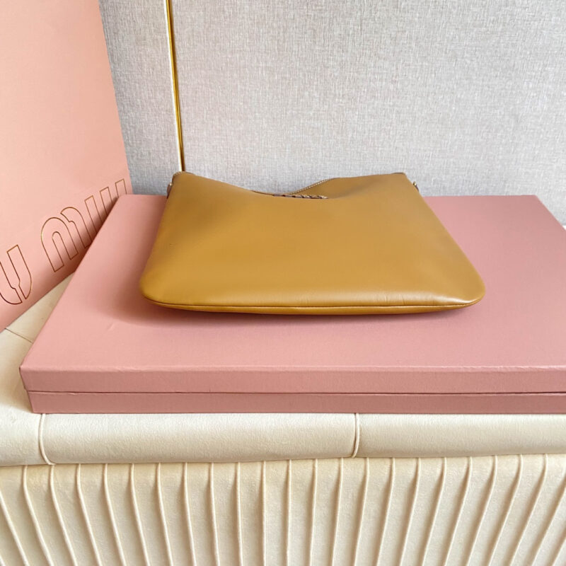 miumiu缪缪*IVY系列5BG231限定款Tote包焦糖色免检版 - Image 9