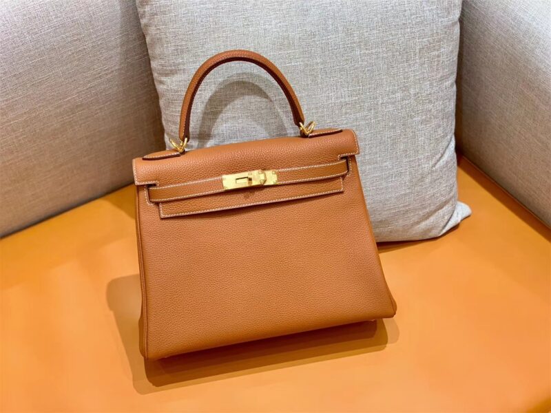 爱马仕 Kelly 凯莉包 金棕色 小牛皮 金扣 28cm