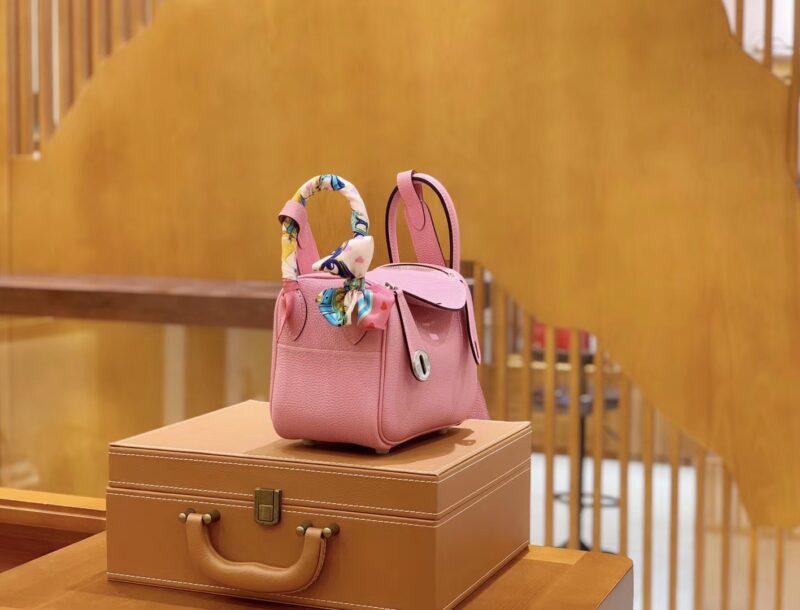 爱马仕 Mini Lindy 18cm 樱花粉银 德国进口togo牛皮 全手工 - Image 6