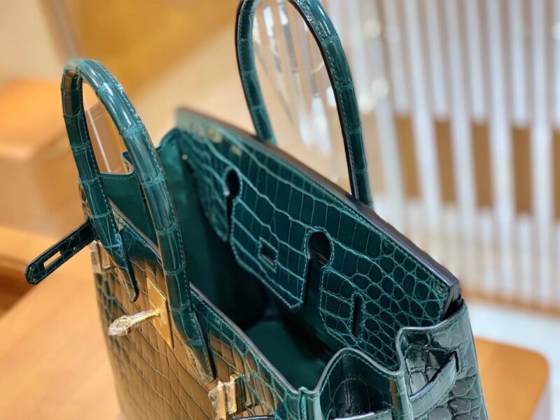 690ef5e6efb60c5.jpg 爱马仕 Birkin 铂金包 松柏绿 一级皮 尼罗鳄鱼皮 臻品级别 金扣 30cm