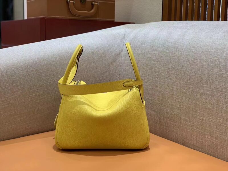 爱马仕 Lindy 26cm 那不勒斯黄 Togo小牛皮 银扣 原版蜜蜡线 顶级手工缝制 - Image 3