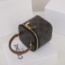 Celine*Triomphe系列手提袋10J762棕印花免检版