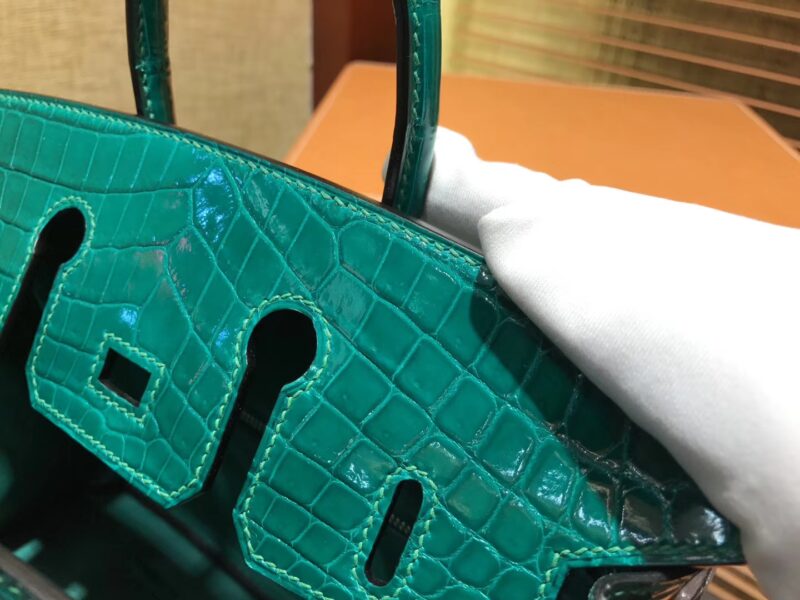 爱马仕 Birkin铂金包 翡翠绿 一级皮 尼罗鳄鱼 进口原料 顶级手缝工艺 25cm - Image 6