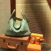 爱马仕 Lindy琳迪包 抹茶绿 德国进口togo牛皮 全手工缝制 银扣 30cm