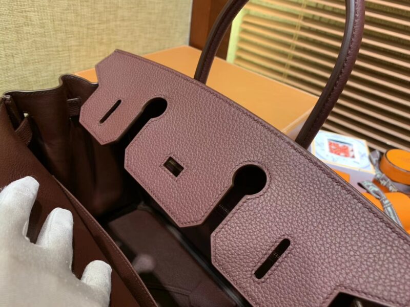 爱马仕 Birkin铂金包 爱马仕红 德国togo小牛皮 原版蜜蜡线 顶级手缝 金扣 30cm - Image 3