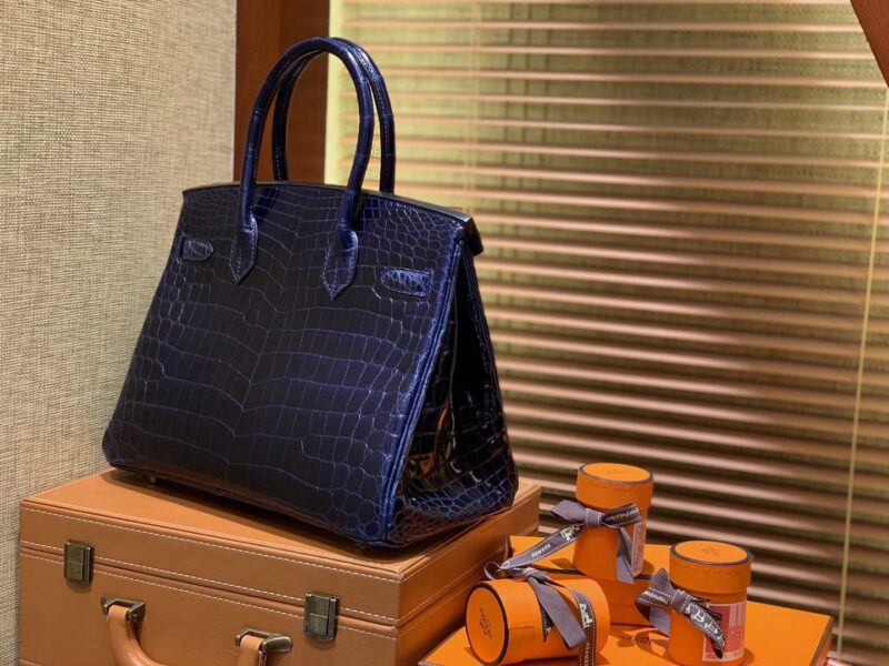 爱马仕 Birkin铂金包 午夜蓝 一级皮 尼罗鳄鱼 进口原料 顶级手缝工艺 30cm - Image 5