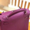 76d95eb58db23c4.jpg 爱马仕 Kelly 25cm togo小牛皮 海葵紫 银扣 全手工缝制