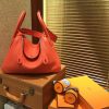 爱马仕 Lindy琳迪包 火焰橙 德国进口togo牛皮 全手工缝制 银扣 30cm