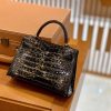 爱马仕 MiniKelly 迷你凯莉 经典黑 一级亮面美洲鳄鱼皮 臻品级别 金扣 19cm 2代