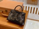 爱马仕 MiniKelly 迷你凯莉 经典黑 一级亮面美洲鳄鱼皮 臻品级别 金扣 19cm 2代