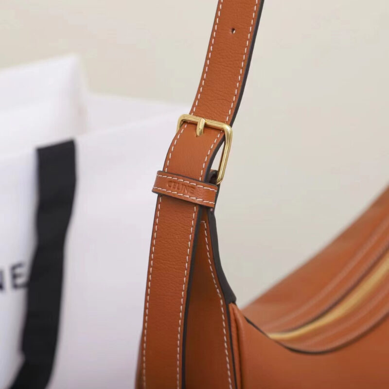 Celine*Heloise系列腋下包114713棕色免检版 - Image 8