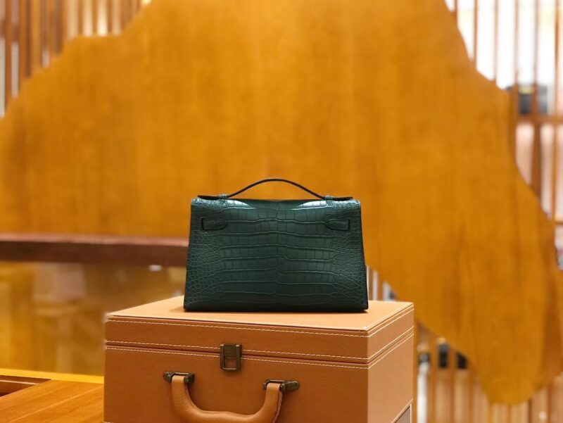 爱马仕 Mini kelly 一代 松柏绿 美洲鳄鱼皮 金扣 原版蜜蜡线 顶级手缝 - Image 3