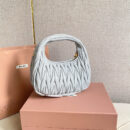 miumiu缪缪*Matelasse系列5BC125手袋矢车菊免检版