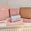 miumiu缪缪*Matelasse系列5BP086单肩包银色免检版