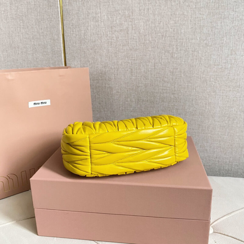 miumiu缪缪*Matelasse系列5BC125手袋黄色免检版 - Image 9