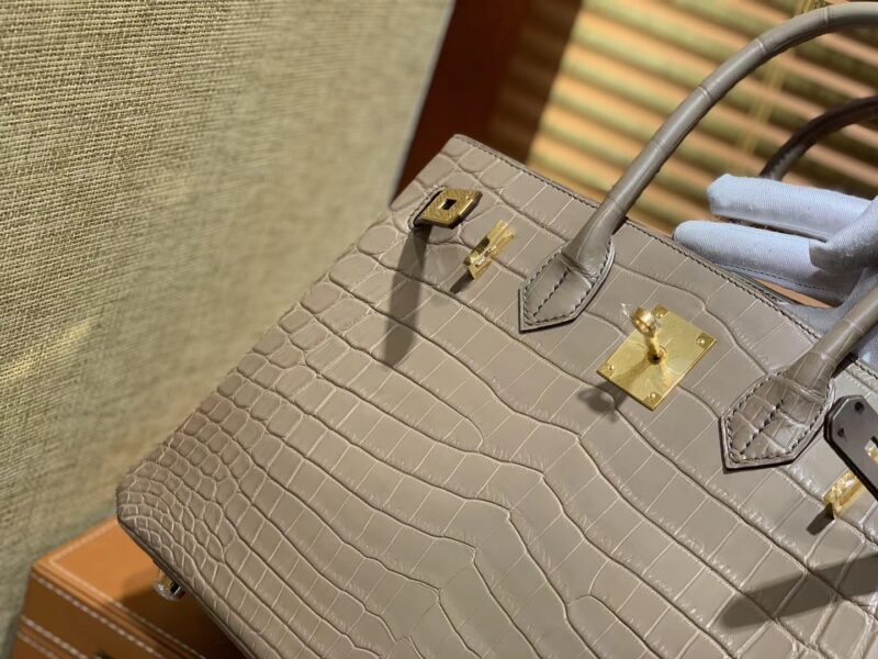 爱马仕 Birkin铂金包 斑鸠灰 一级皮 雾面尼罗鳄鱼皮 进口原料 顶级手缝工艺 30cm - Image 7