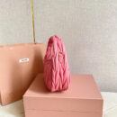 miumiu缪缪*Matelasse系列5BC125手袋海棠粉免检版