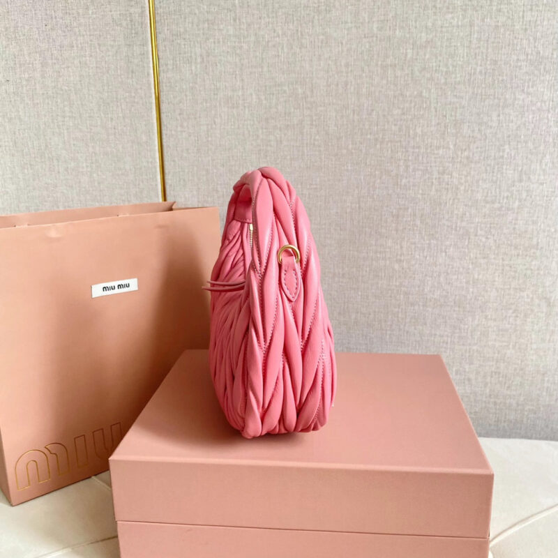 miumiu缪缪*Matelasse系列5BC125手袋海棠粉免检版 - Image 6