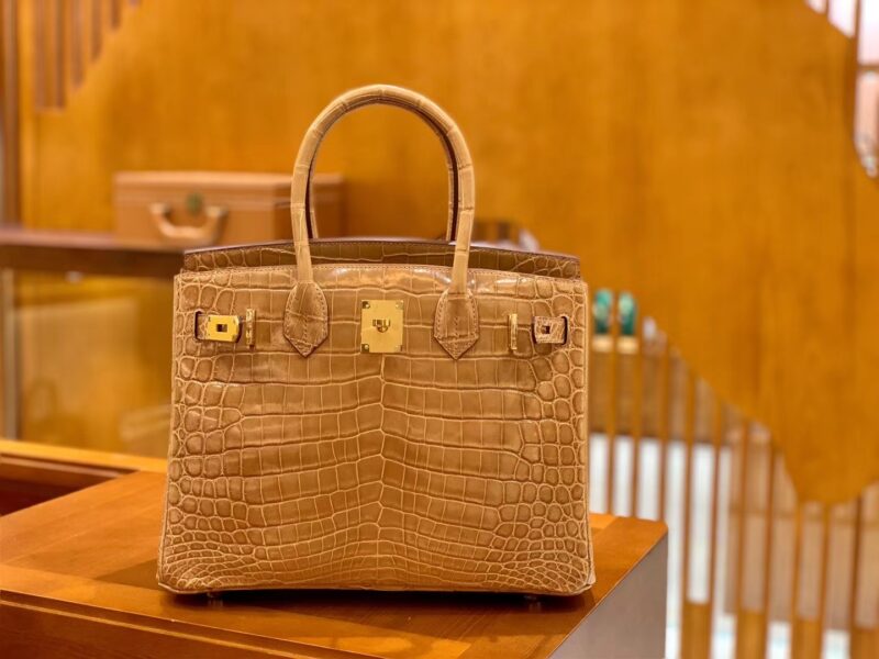 爱马仕 Birkin 30cm 尼罗鳄鱼皮 奶茶色 金扣 全手工缝制