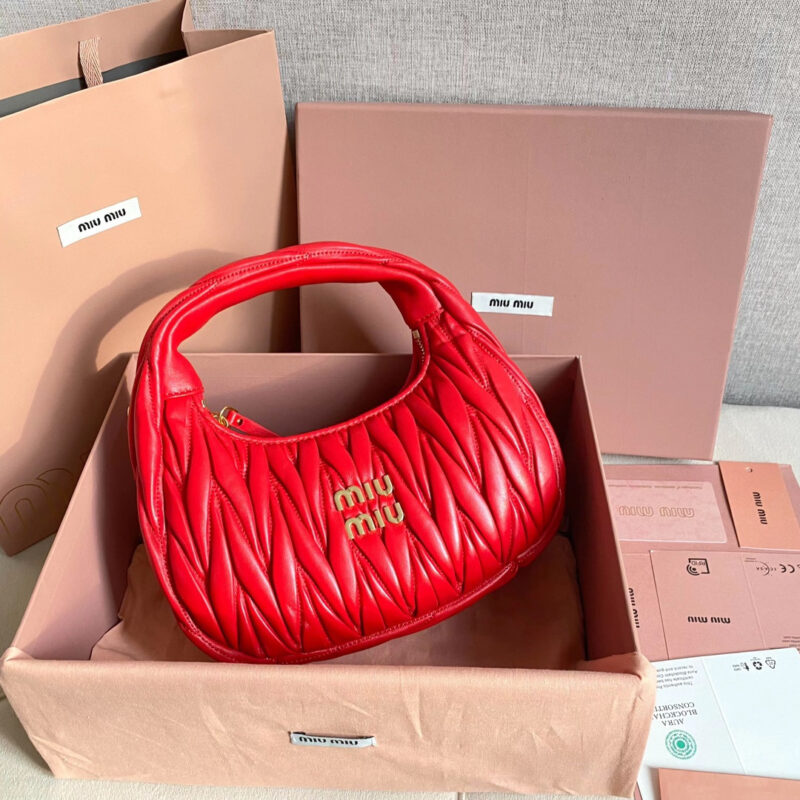 miumiu缪缪*Matelasse系列5BC125手袋红色免检版 - Image 7