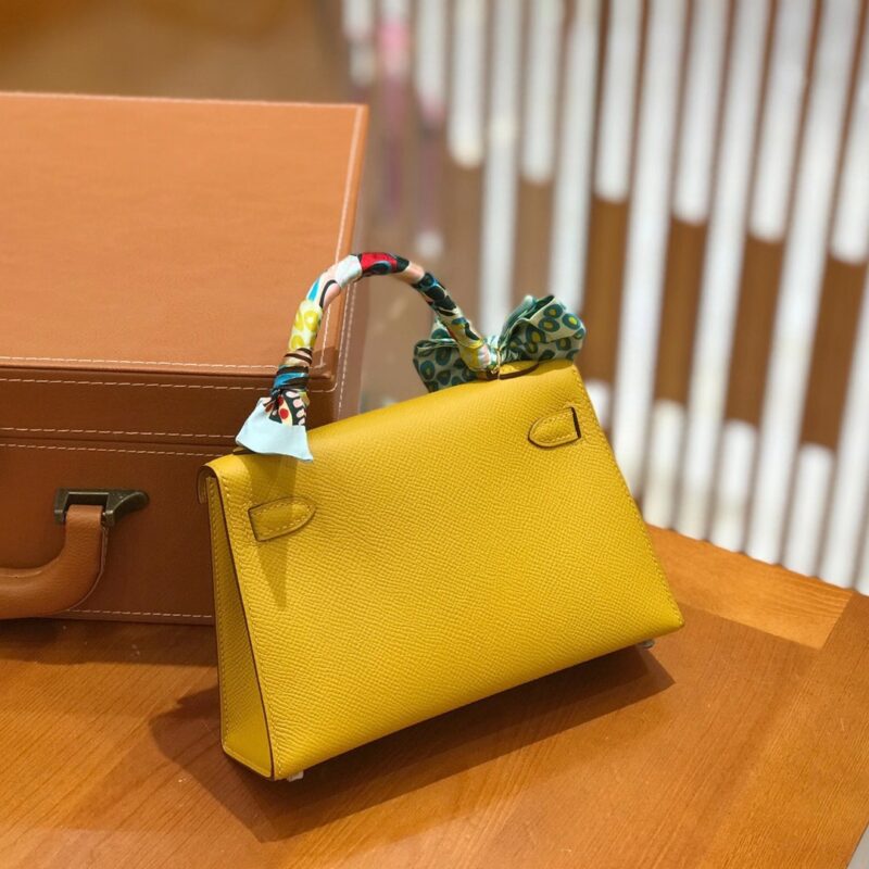 爱马仕 Mini Kelly 二代 19cm 进口掌纹牛皮 9D琥珀黄 金扣 全手工缝制 高订鳄鱼工序 - Image 6