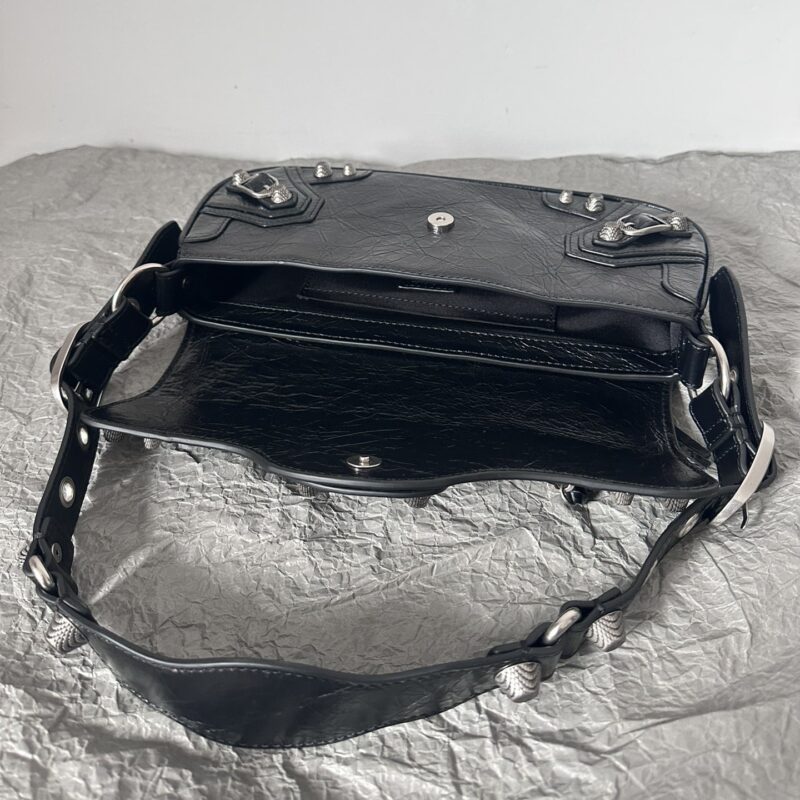 Balenciaga法棍包-Balenciaga2024新款 - Image 9
