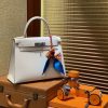 87ab6647c741da0.jpg 爱马仕 Kelly凯莉包 掌纹小牛皮 奶昔白 进口原料 原版蜜蜡线 顶级工艺 银扣 28cm