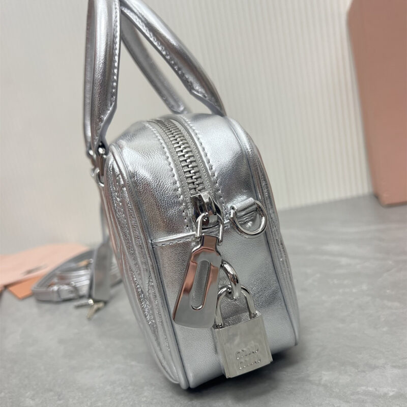 miumiu缪缪TooPretty系列5BB123保龄球手袋银色 - Image 7